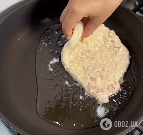 В чому секрет соковитих та ніжних відбивних: знадобиться один простий інгредієнт