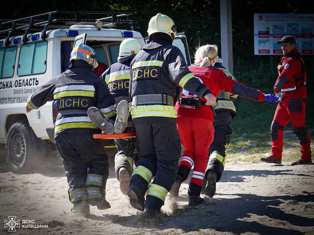 Отряды верхолазов, водолазов и не только: Клименко рассказал, как изменились МВД и ГСЧС в результате российских обстрелов