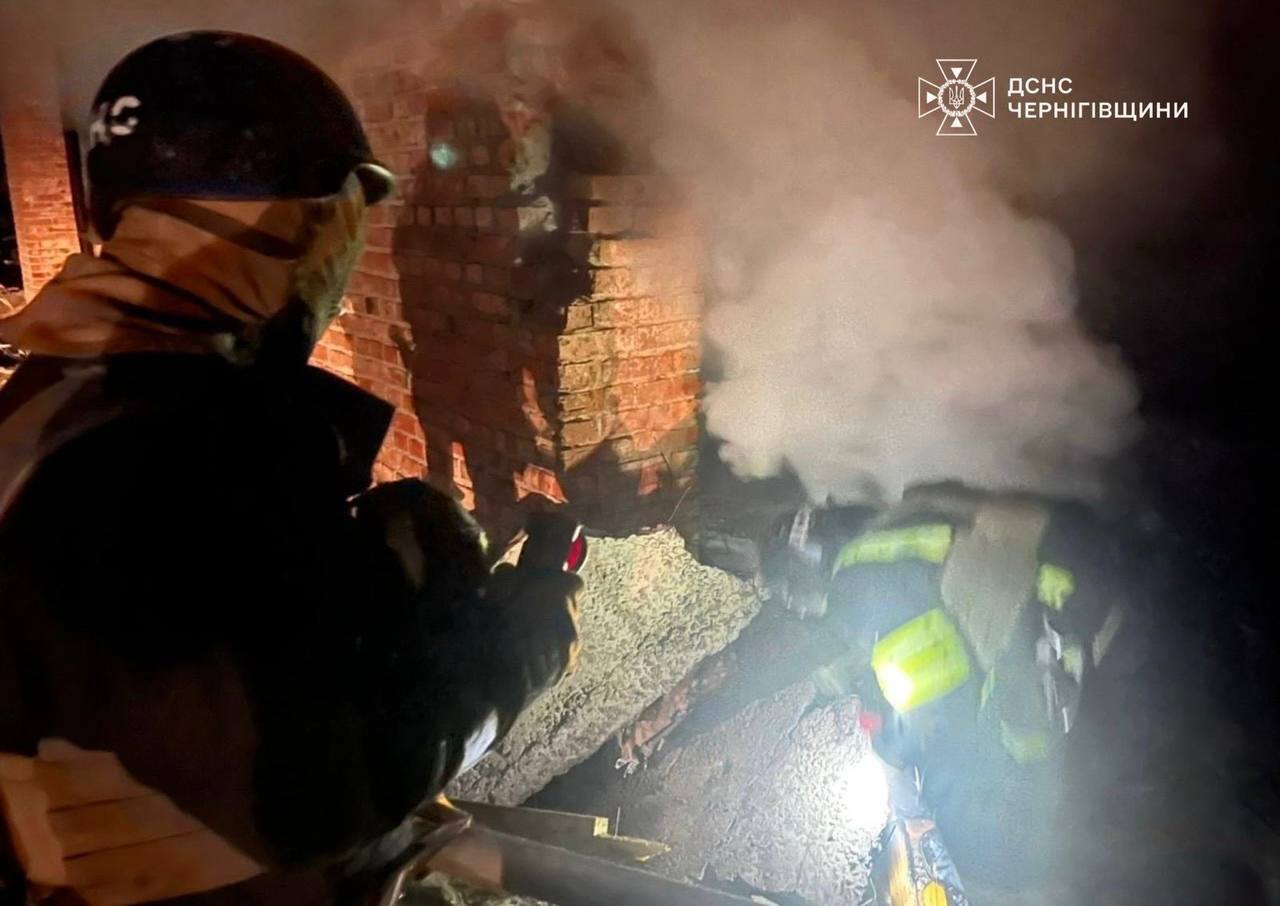 Росія атакувала Україну ударними дронами: сили ППО знешкодили 90 з 99 повітряних цілей