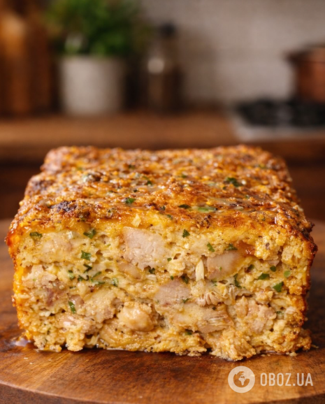 Вкусный куриный кекс с сыром и зеленью: идеальный вариант перекуса