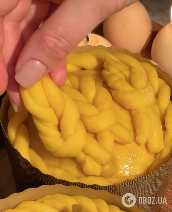 Пишна, як пух паска на 6 жовтках: ділимося рецептом Великодньої випічки