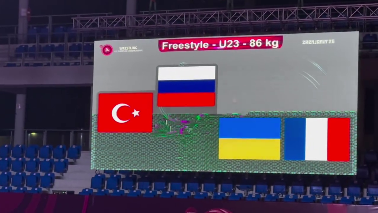 Український чемпіон світу через гімн Росії влаштував бунт на церемонії нагородження Євро-2026 з вільної боротьби. Відео
