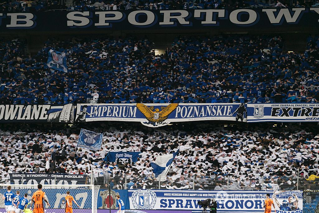 "Крики в обличчя. Агресія. Ми пішли": українка розповіла, що з нею сталося на матчі "Шахтаря" в Познані