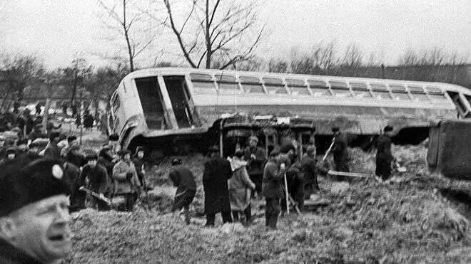 Потік пульпи знищував все на своєму шляху: 65 років тому у Києві сталась Куренівська трагедія. Фото