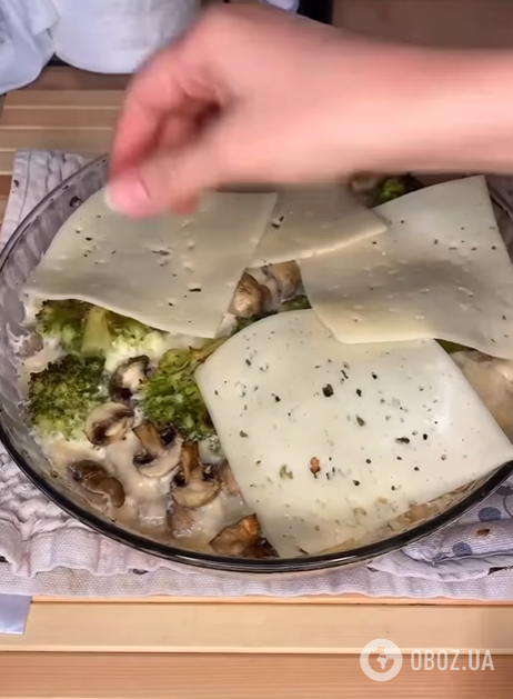 Смачна і ситна запіканка з куркою: можна дуже швидко приготувати на обід