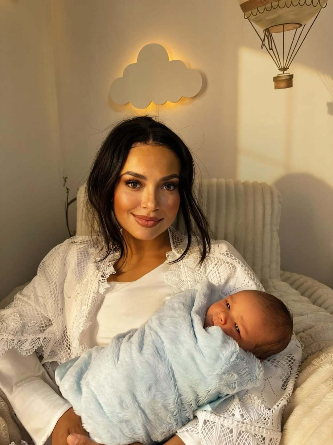 Зірка "Щоденників вампіра", яка підтримує Україну, вперше стала мамою: що відомо про чоловіка Кет Ґрем