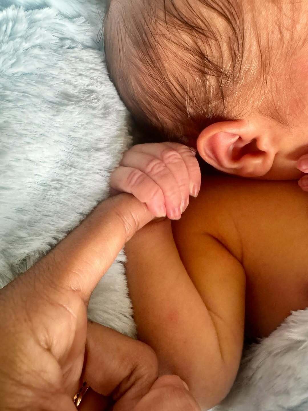 Зірка "Щоденників вампіра", яка підтримує Україну, вперше стала мамою: що відомо про чоловіка Кет Ґрем