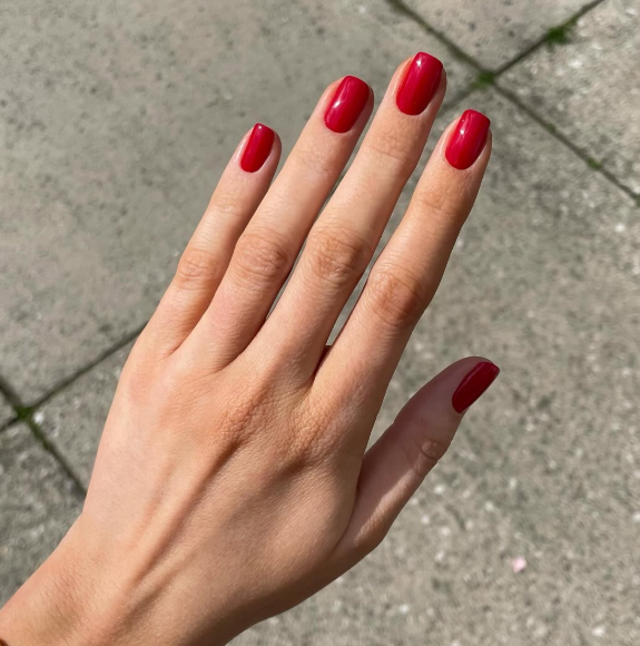 Ідеальний весняний манікюр: 10 ідей, що підійдуть усім