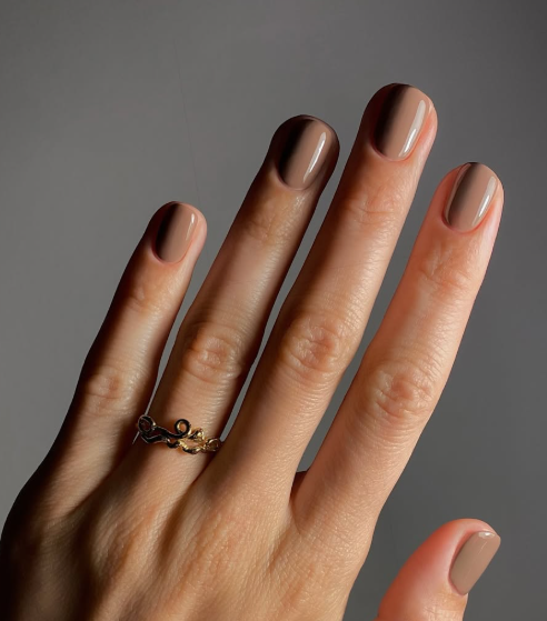 Ідеальний весняний манікюр: 10 ідей, що підійдуть усім