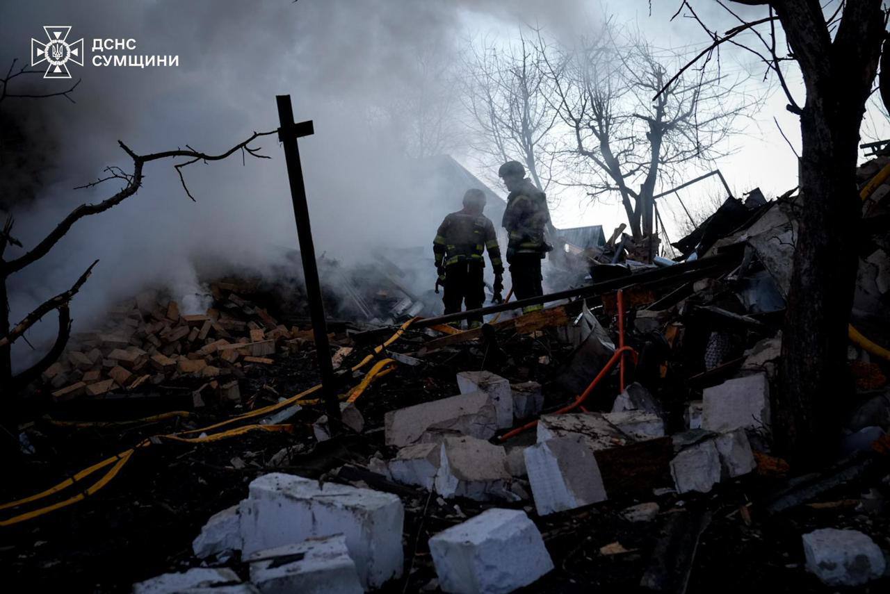 Зеленский о новом обстреле: РФ воспользуется войной на Ближнем Востоке, чтобы разрушить больше в Украине