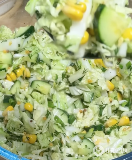 Корисний салат із пекінської капусти "Галя балувана": ділимося оригінальним рецептом