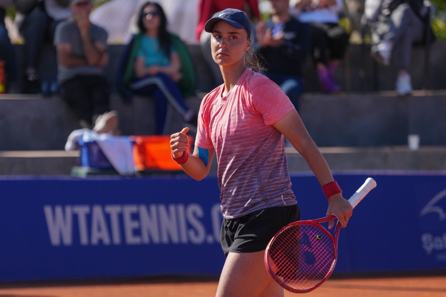 Украинская теннисистка с разгромом выиграла второй подряд престижный турнир. Видео