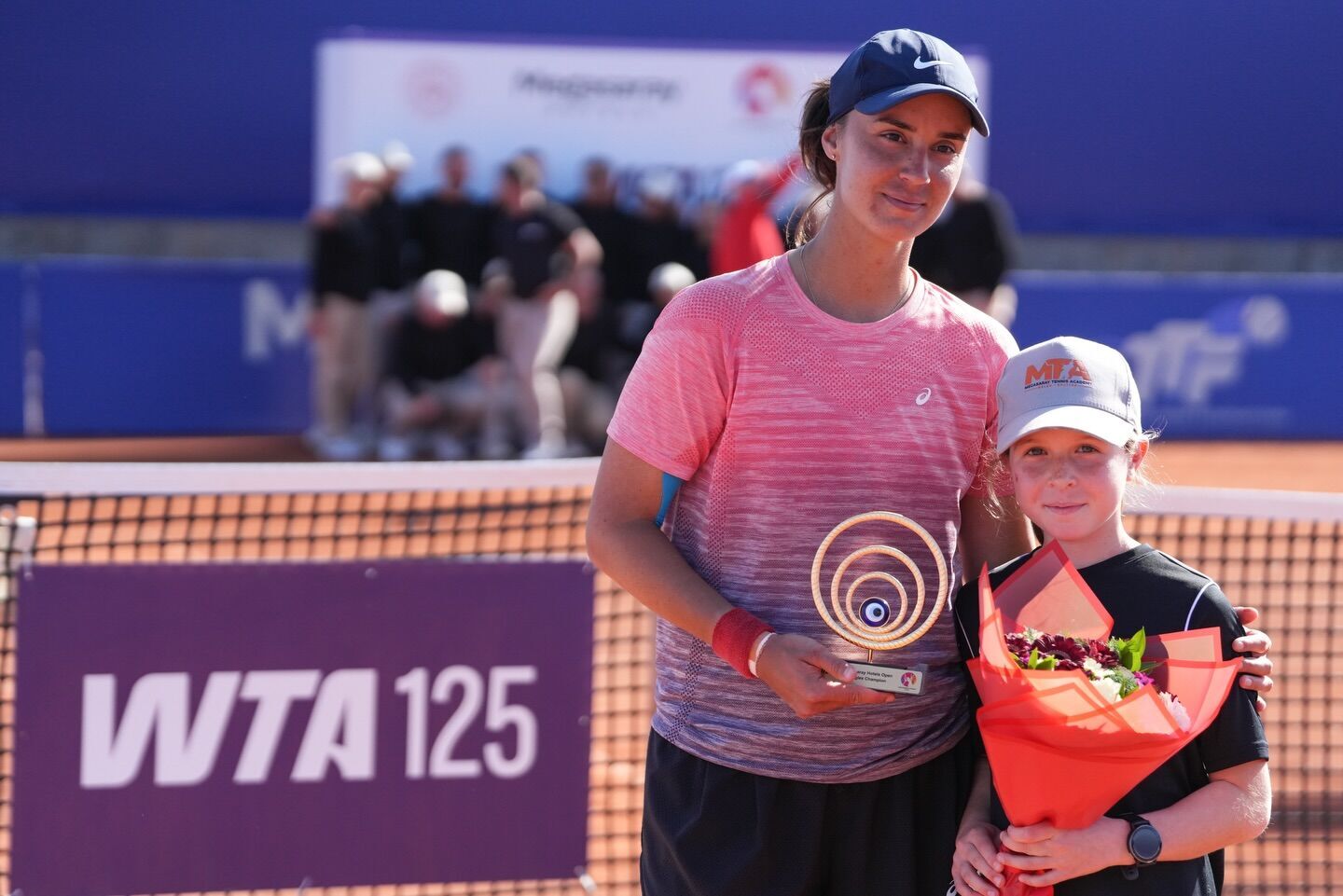 Украинская теннисистка с разгромом выиграла второй подряд престижный турнир. Видео