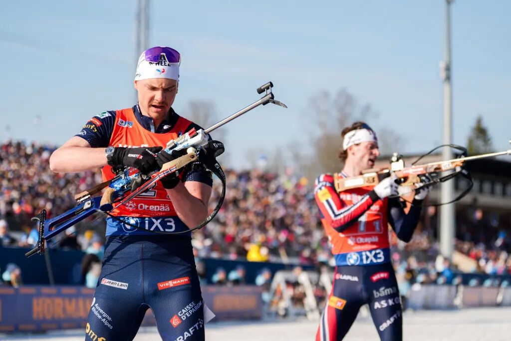 Сборную Франции дисквалифицировали после эстафеты Кубка мира по биатлону. Все подробности