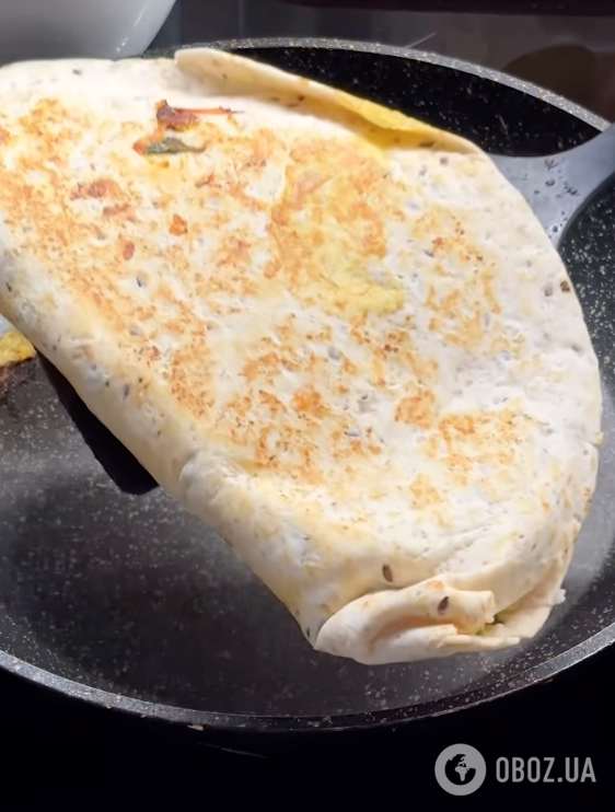 Что приготовить из лаваша и яиц для сытного и полезного завтрака: делимся рецептом блюда за 2 минуты