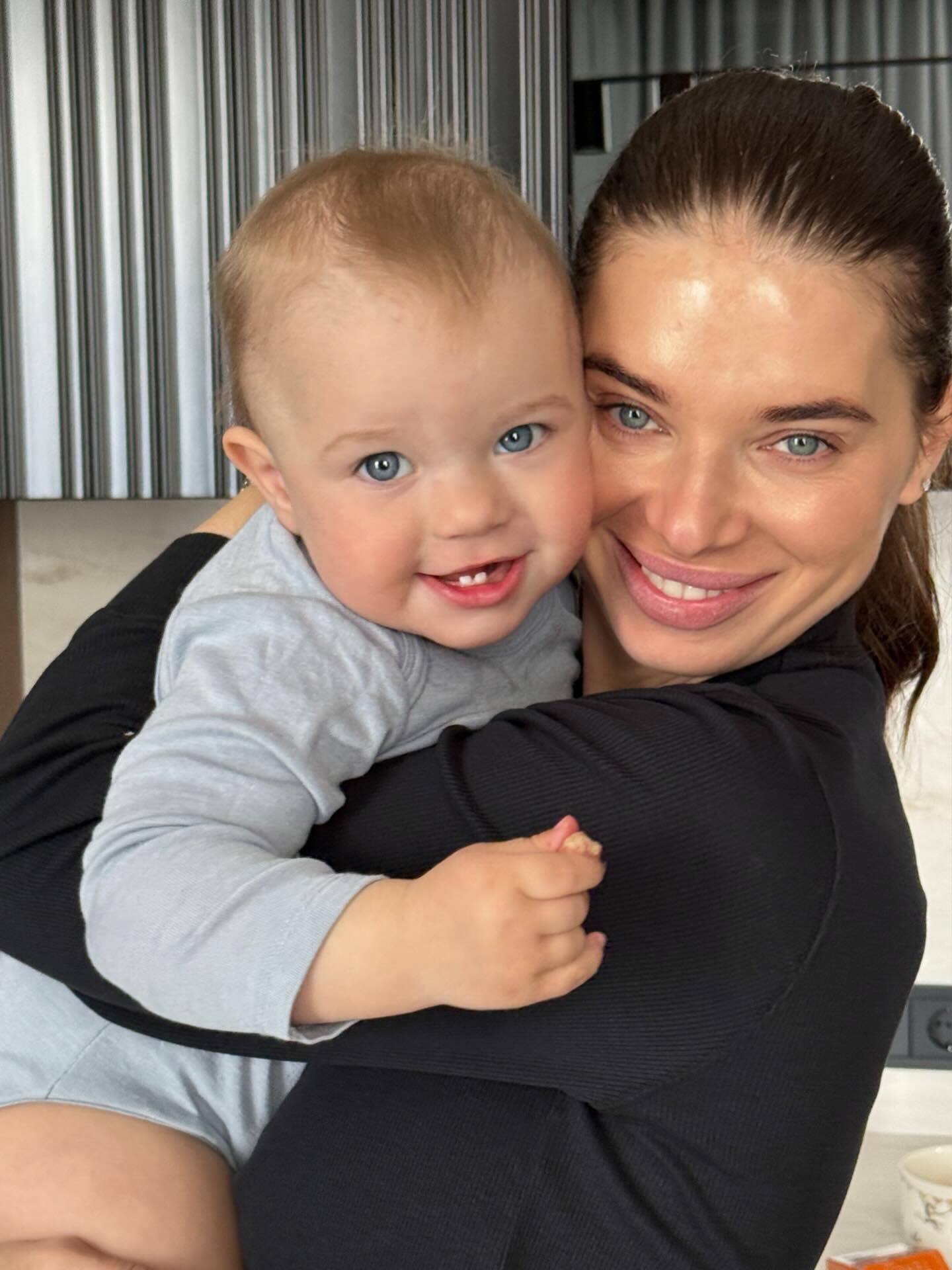 "Цілує ікону". Усик зізнався, що в нього відбувається в родині