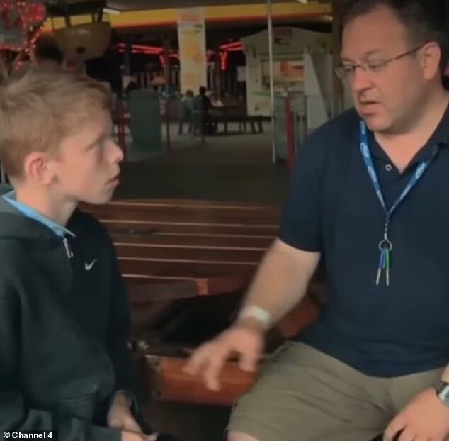 Як склалося життя "найнеслухнянішої дитини Британії": має власну школу розвитку і заробляє майже $480 тисяч на рік. Фото до та після