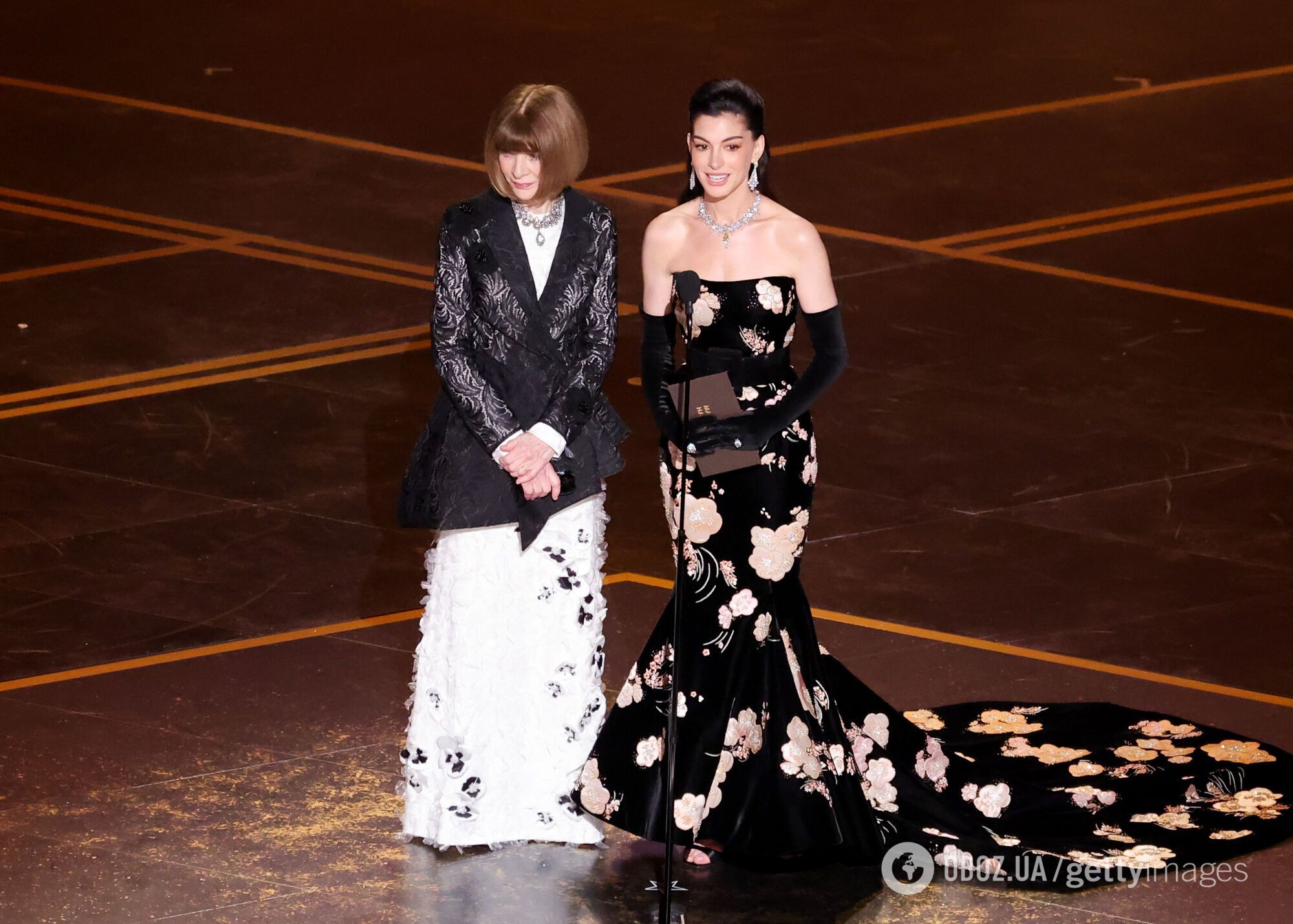 Модні катастрофи на "Оскарі 2026": хто з зірок зганьбився на червоній доріжці. Фото