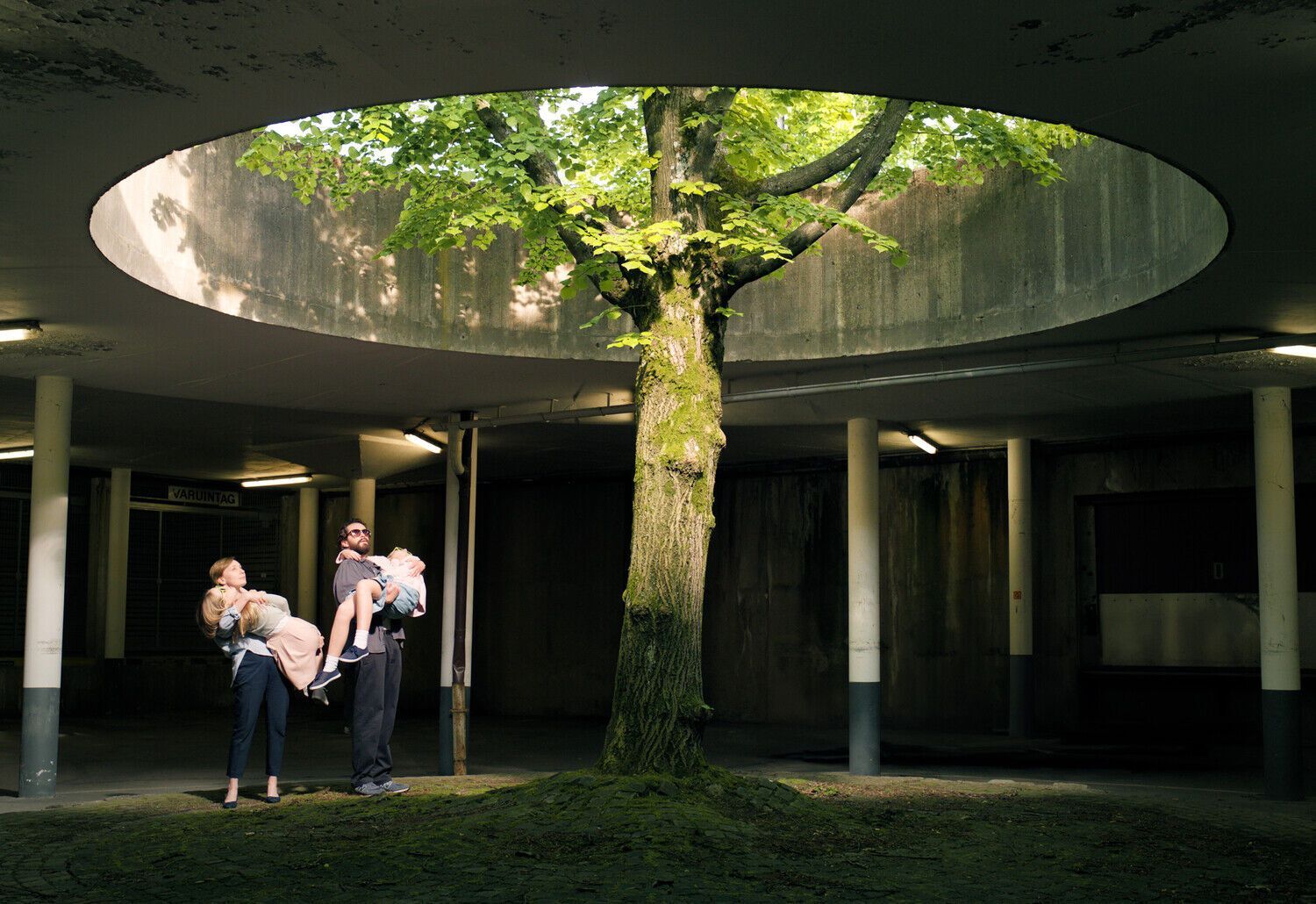 Кастинг-директор Алла Самойленко объяснила, как европейские фильмы делают россиян героями: не видят опасности