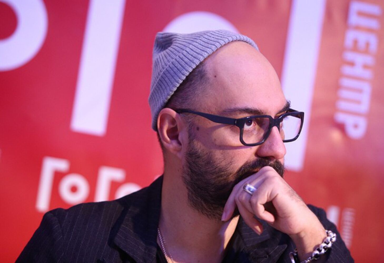 Кастинг-директорка Алла Самойленко назвала ім’я режисера-іноагента, який підігрує РФ на Заході: його випустили з Росії спеціально