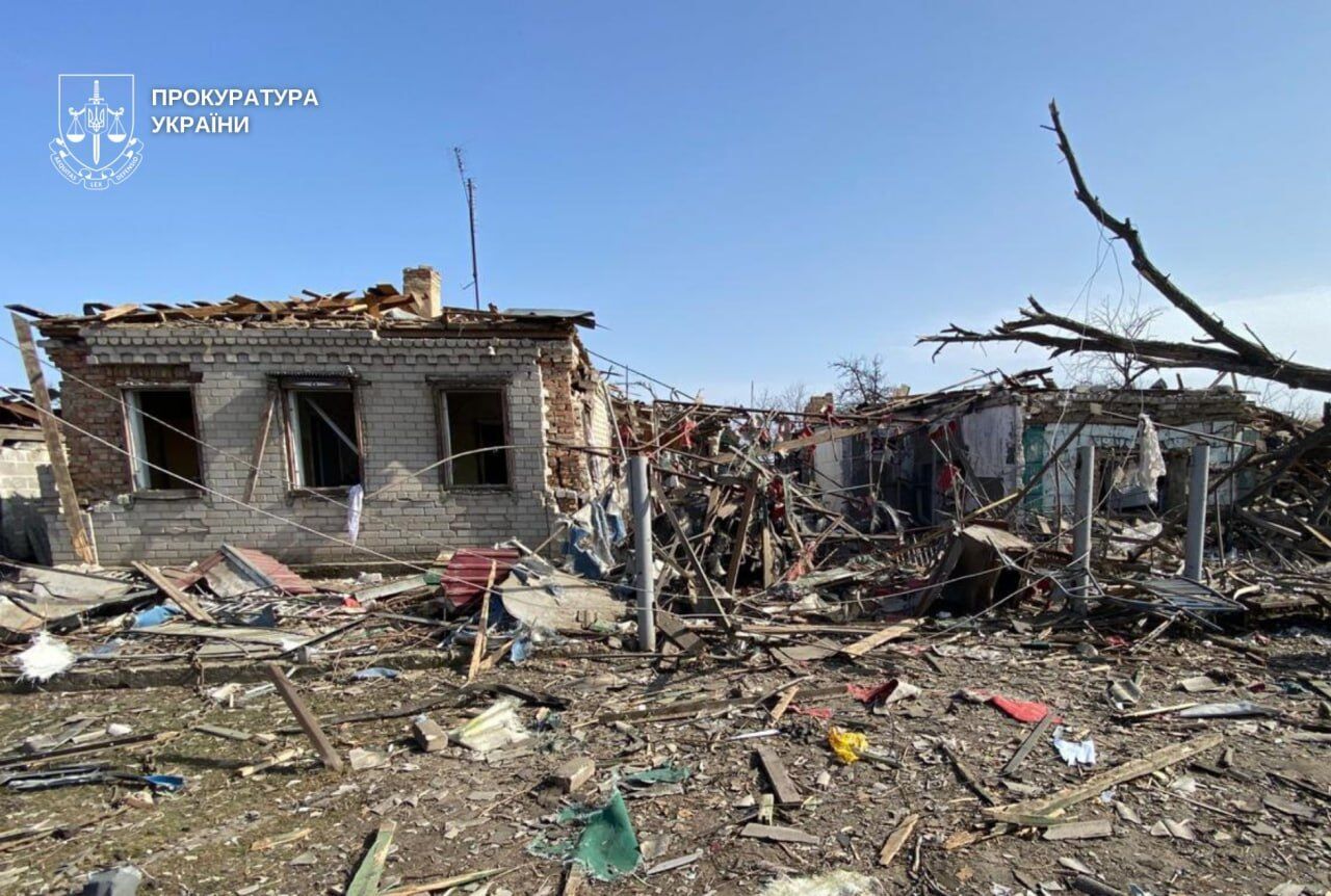 Окупанти атакували Дніпропетровщину: двоє людей загинули, серед поранених – діти. Фото