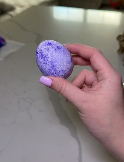 Как покрасить яйца на Пасху в разные цвета: самый быстрый способ