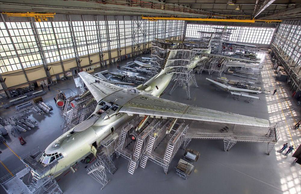 В Новгородской области атакован авиационный ремонтный завод: там могли быть два самолета А-50