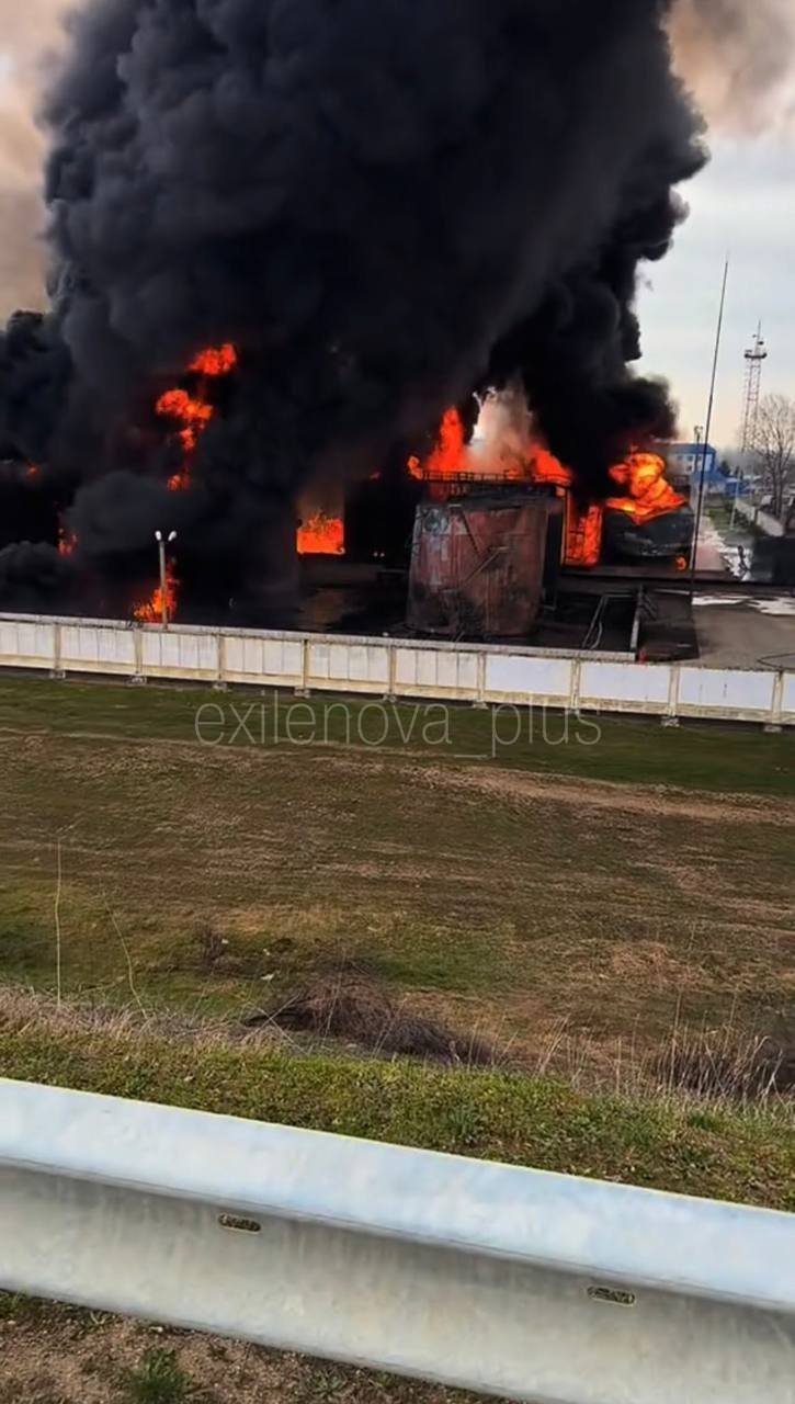 Уничтожена большая часть резервуарного парка: появились данные о последствиях атаки на нефтебазу в Лабинске. Фото и видео