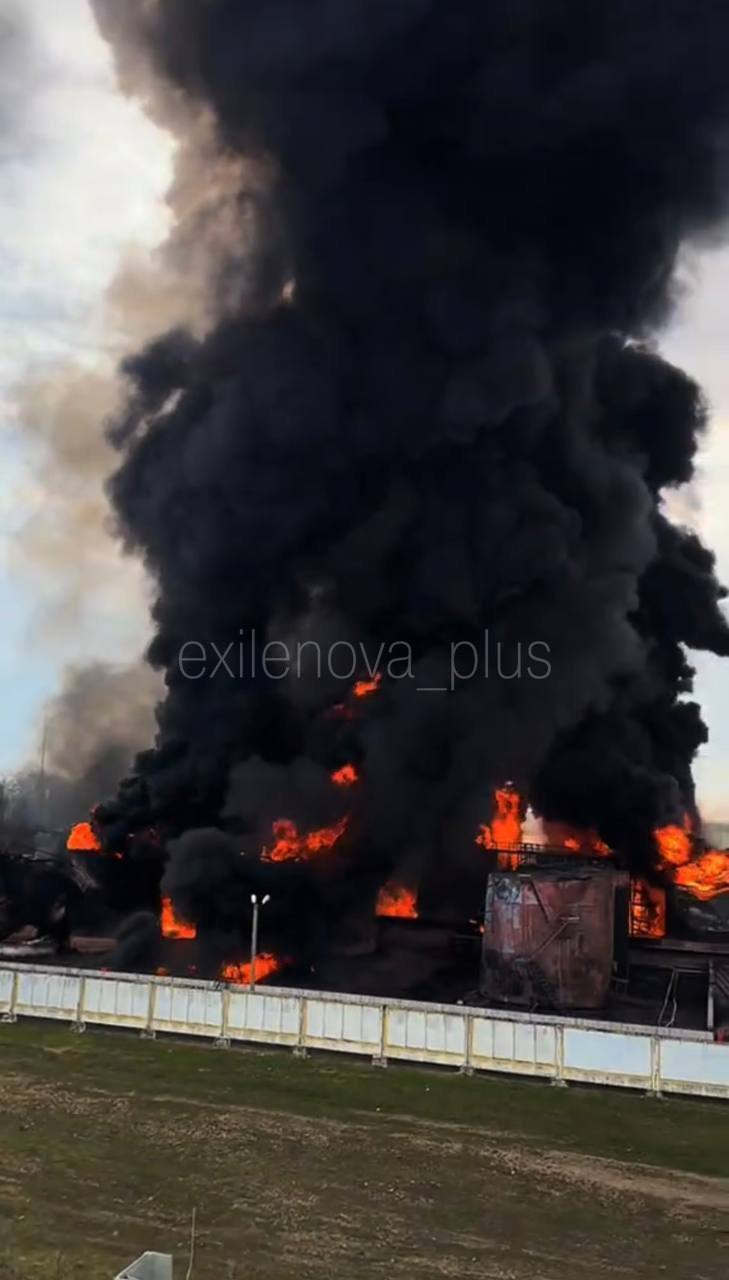 Уничтожена большая часть резервуарного парка: появились данные о последствиях атаки на нефтебазу в Лабинске. Фото и видео