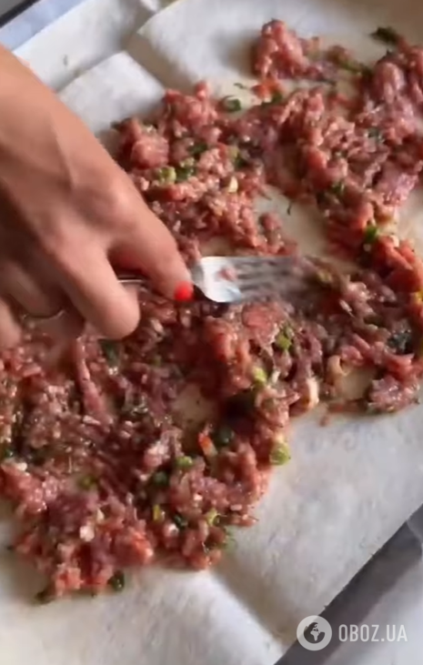 Ситний м'ясний рулет з лаваша: готується елементарно