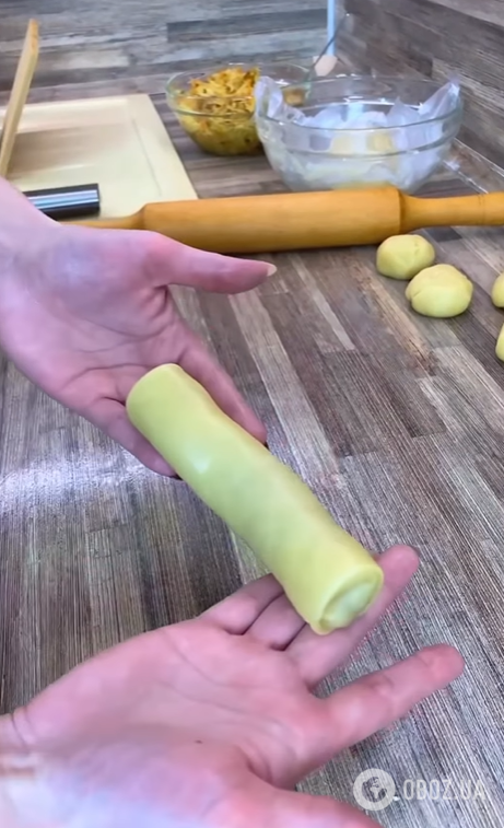 Вместо пирожков: делимся рецептом аппетитных постных трубочек с капустой