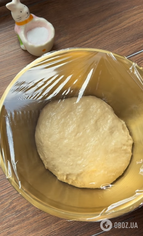 Домашні пиріжки з яйцями та зеленою цибулею: як приготувати