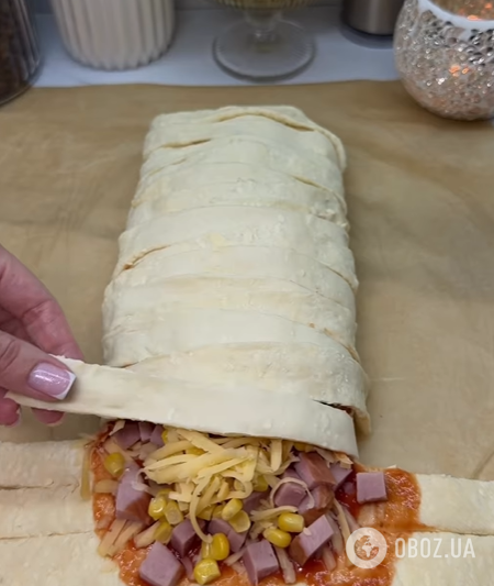 Ситний листковий пиріг з шинкою та сиром: готується елементарно