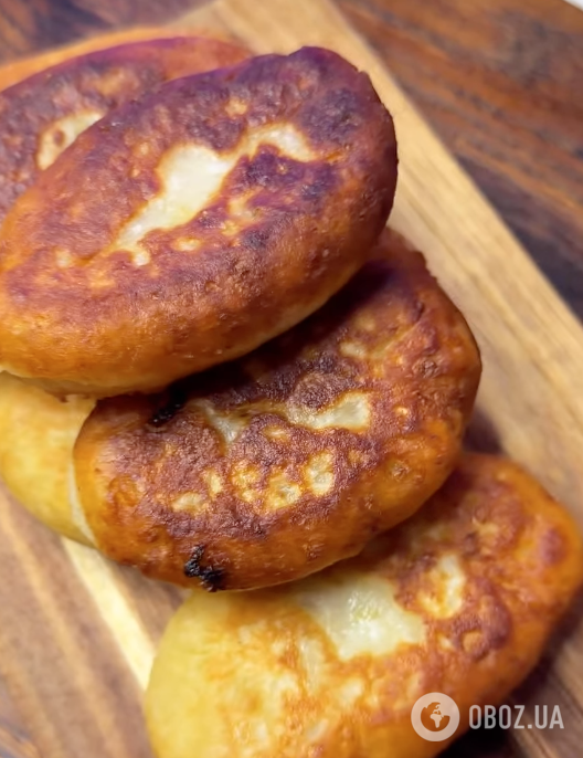 Золотистые сытные зразы с вкусной начинкой: делимся простым рецептом блюда для перекуса