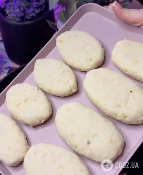 Золотистые сытные зразы с вкусной начинкой: делимся простым рецептом блюда для перекуса