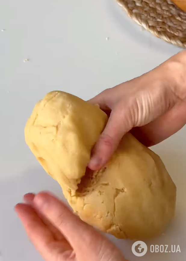 Смачний тертий пиріг із ягідним джемом: рецепт найсмачнішого домашнього десерту