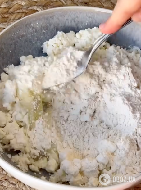 Ліниві сирні хачапурі за 15 хвилин: ділимося найлегшим рецептом смачної страви