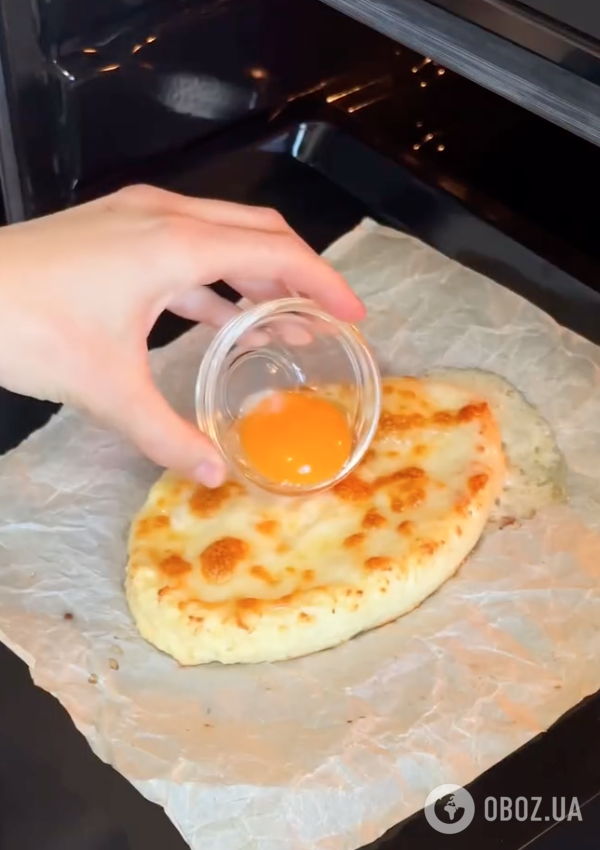 Ліниві сирні хачапурі за 15 хвилин: ділимося найлегшим рецептом смачної страви