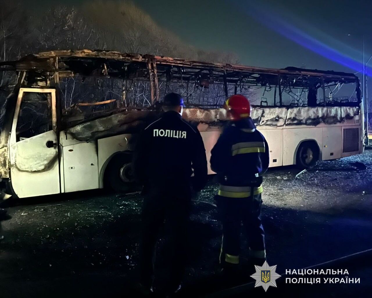 У Львові пролунав потужний вибух і спалахнула пожежа: перші подробиці. Відео