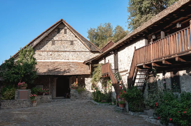 Куда сбежать от толпы в Европе: топ 10 мест