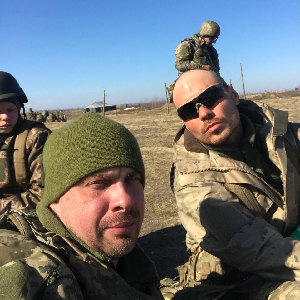 Ще один український співак долучився до лав ЗСУ та став десантником