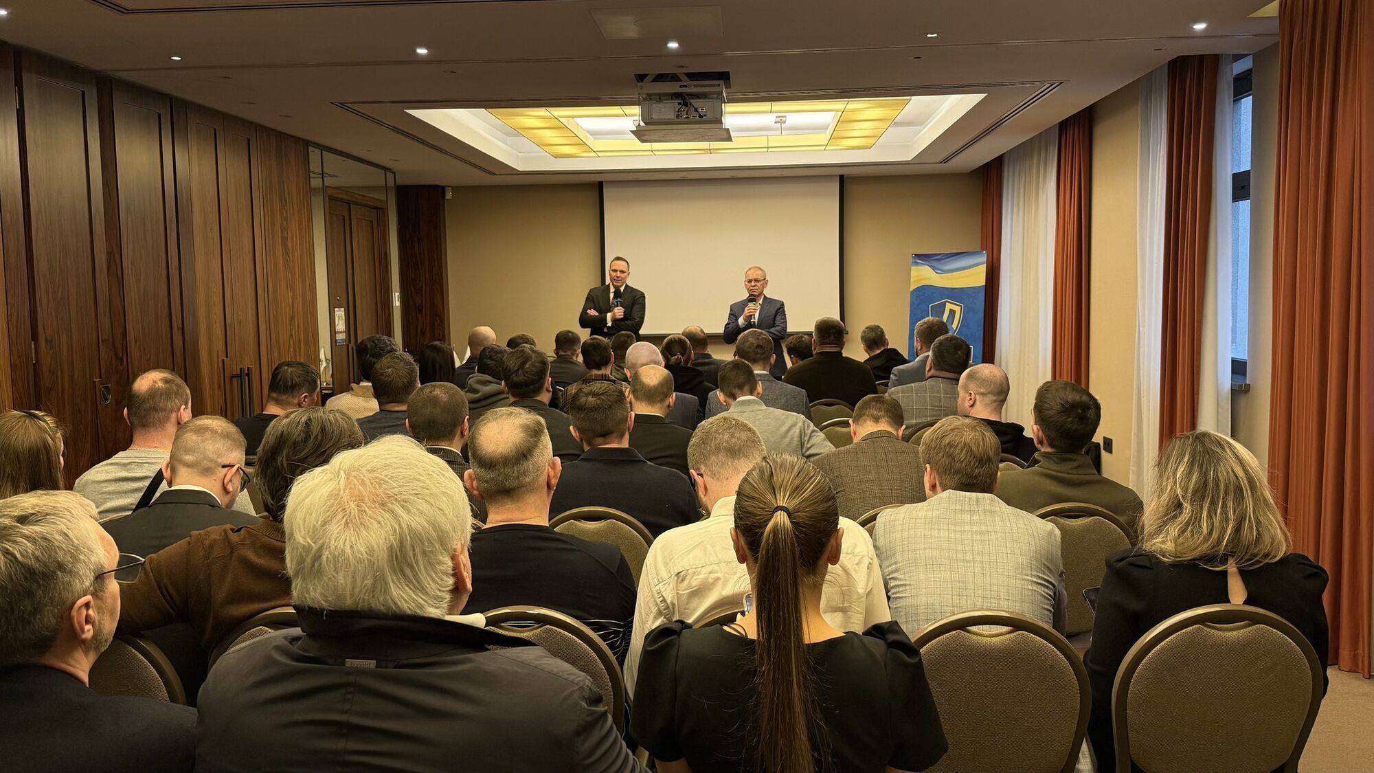 NAUDI провела B2B-встречи с компаниями оборонно-промышленного комплекса Чешской Республики