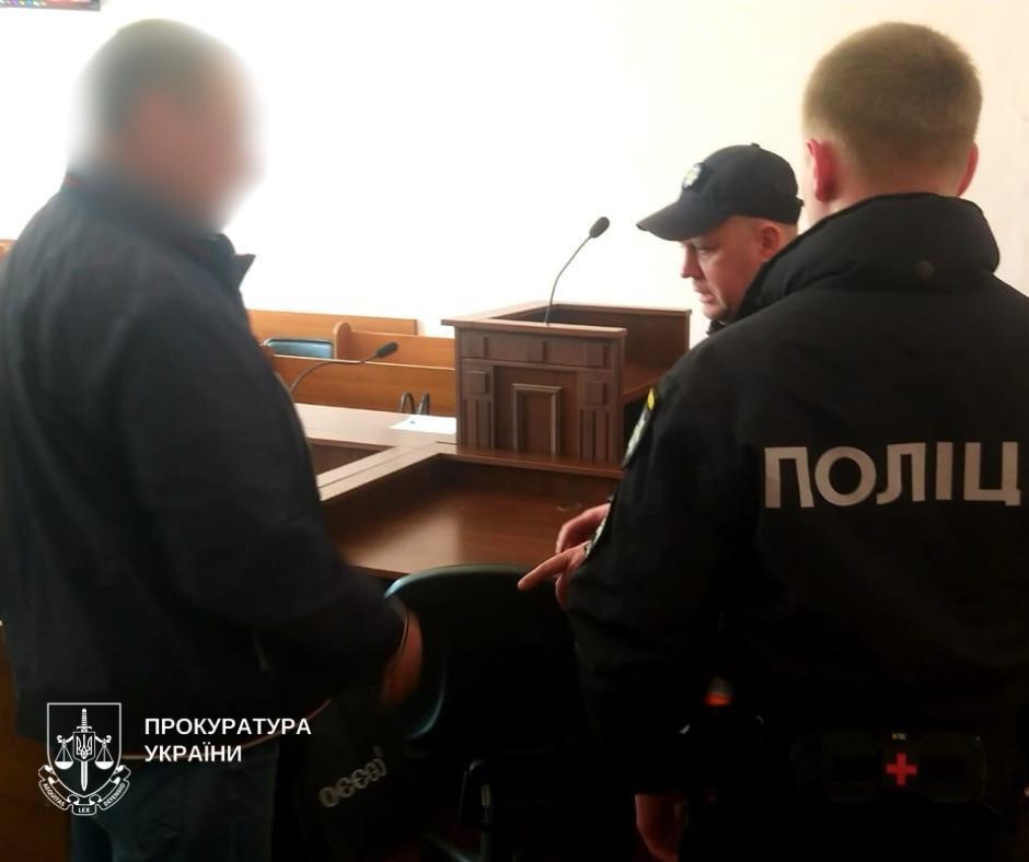 Напал на улице на девушку и изнасиловал: в Киеве суд вынес приговор рецидивисту. Фото