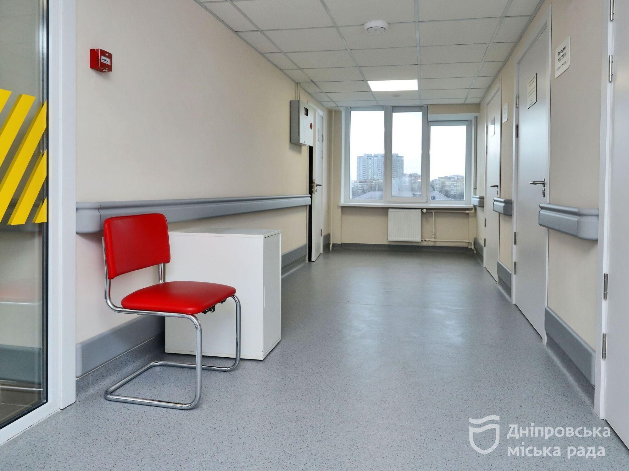 В Днепре завершили комплексную реконструкцию одного из корпусов Больницы скорой медицинской помощи