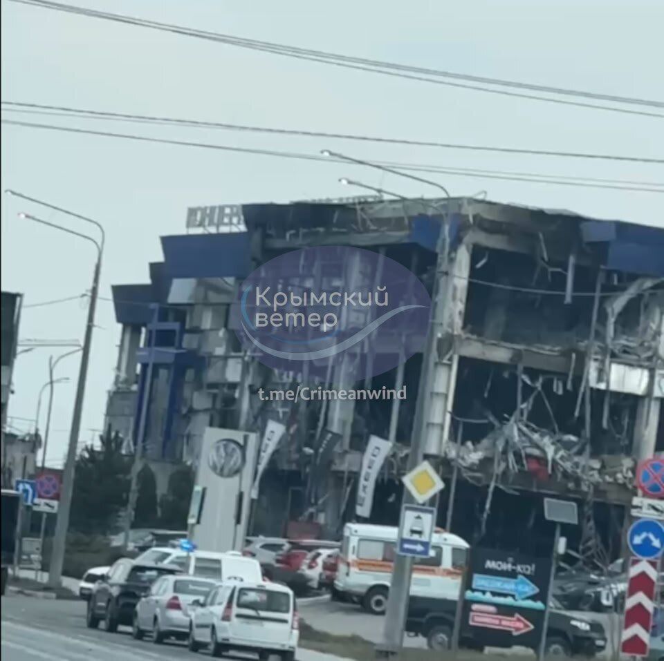 Дроны разнесли вдребезги здание военного концерна: появились данные о последствиях серии взрывов в Севастополе. Фото и видео