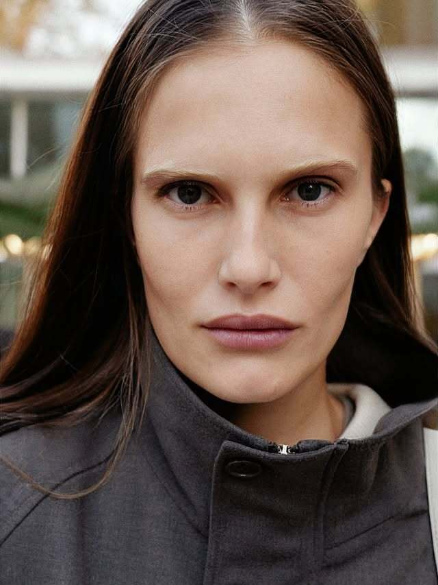 Алла Костромічова повністю роздягнулася заради обкладинки європейського журналу