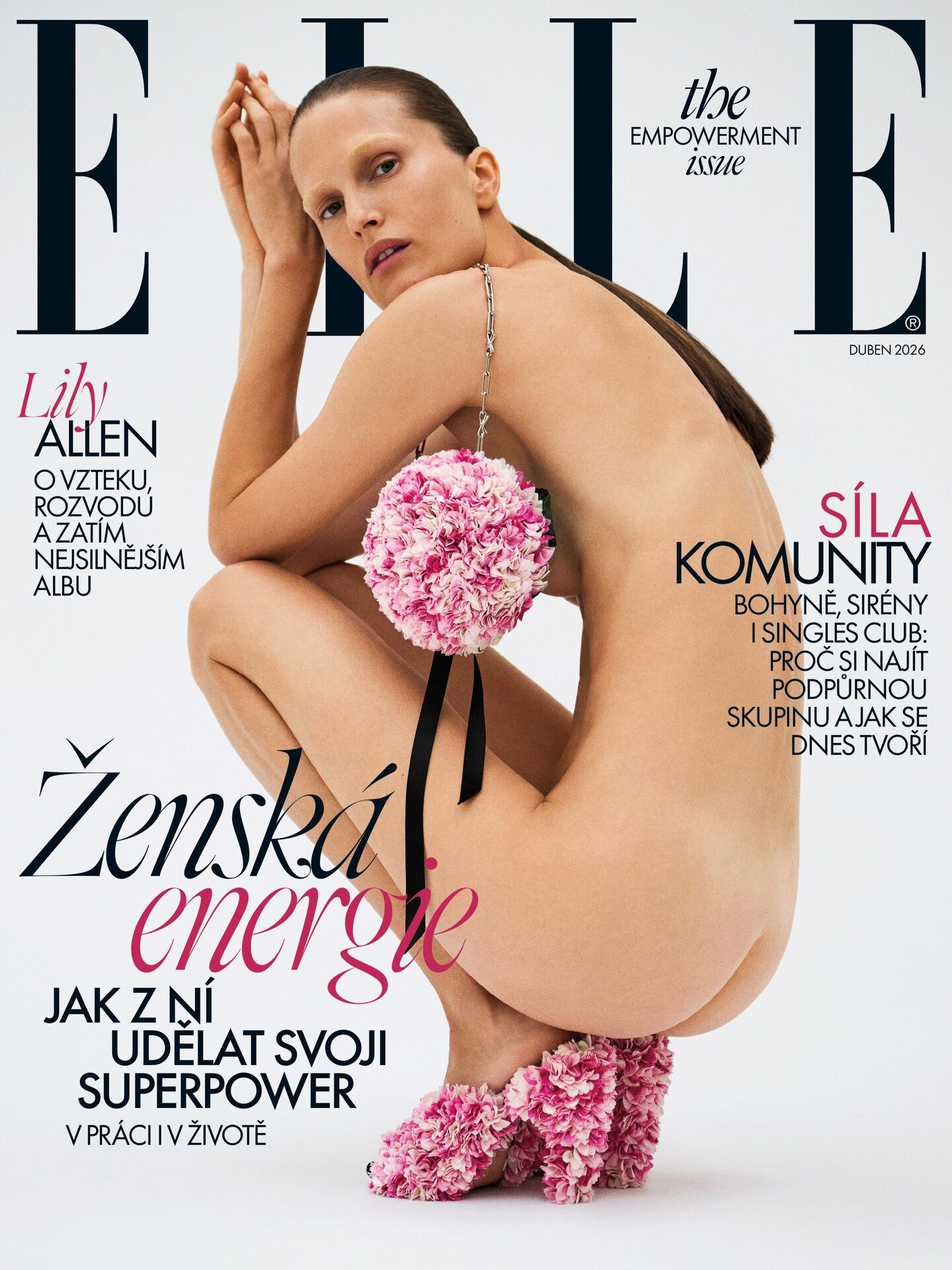 Алла Костромічова повністю роздягнулася заради обкладинки європейського журналу