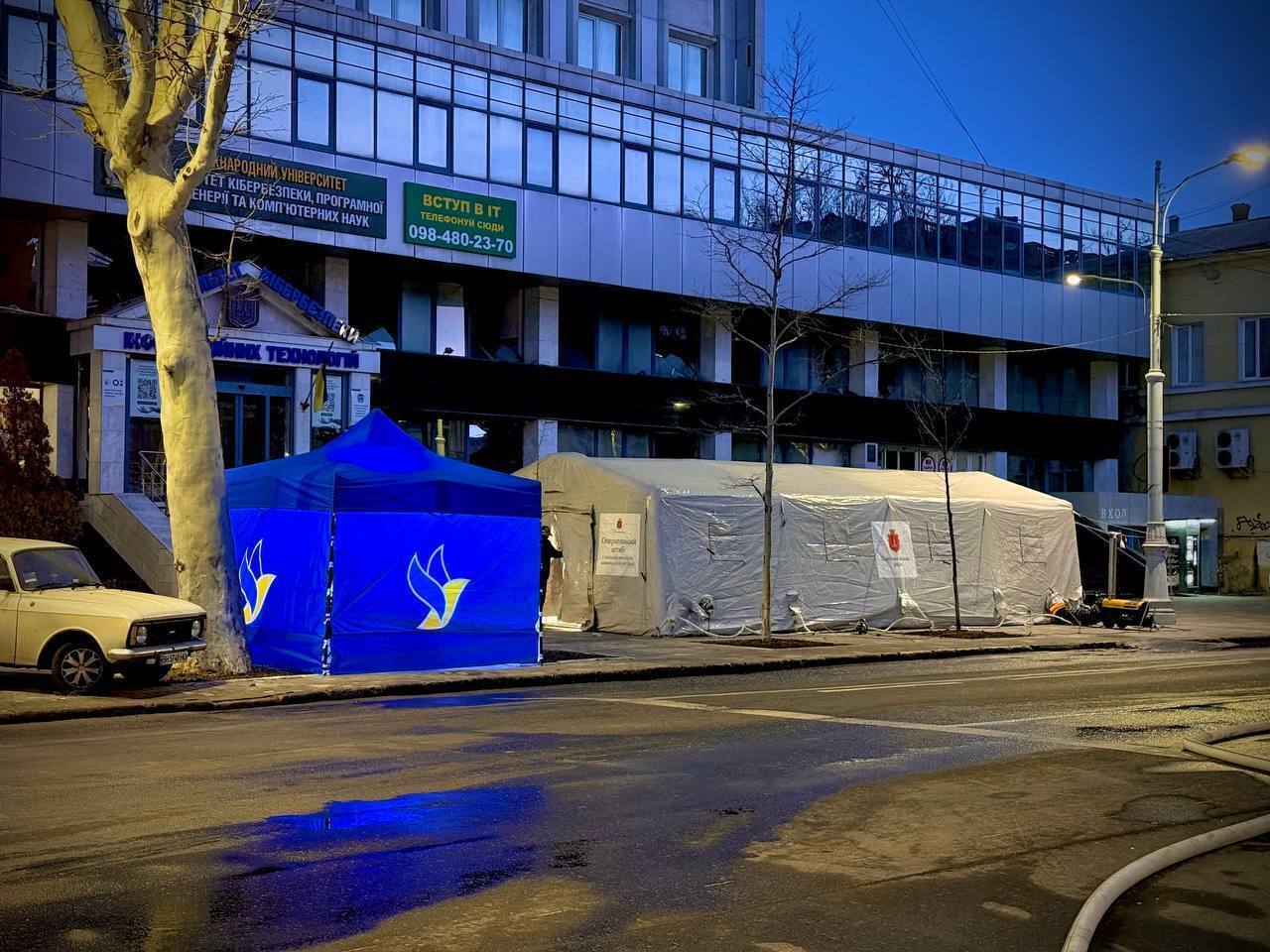 Оккупанты массированно ударили по Одессе: повреждены дома, есть пострадавшие. Фото