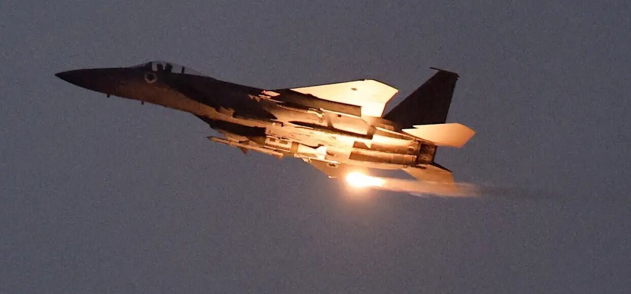 Израиль нанес удары по иранским кораблям в Каспийском море. Фото и видео