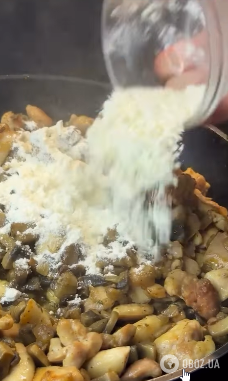 Ситний жульєн з грибами та куркою для обіду: як приготувати